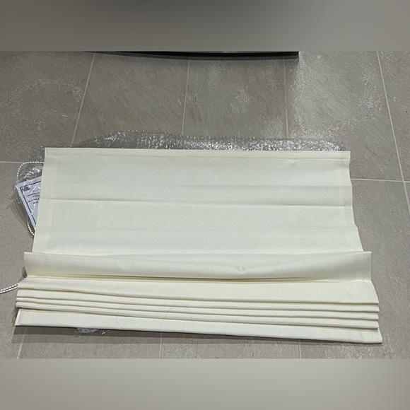 Select Blind Classic Roman Shade - Picture 2 of 4